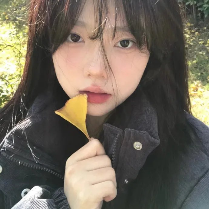 野女孩